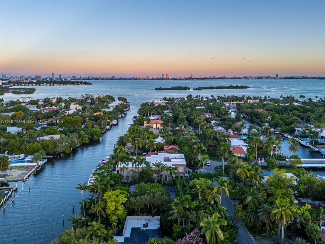 905 Belle Meade Island Dr , Miami, FL 33138 Photo