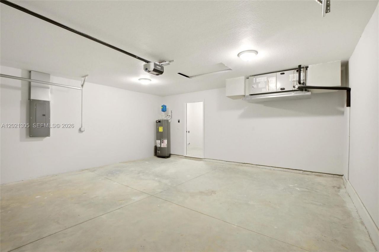 2031 W Myakka Road, Avon Park, FL 33825 Photo