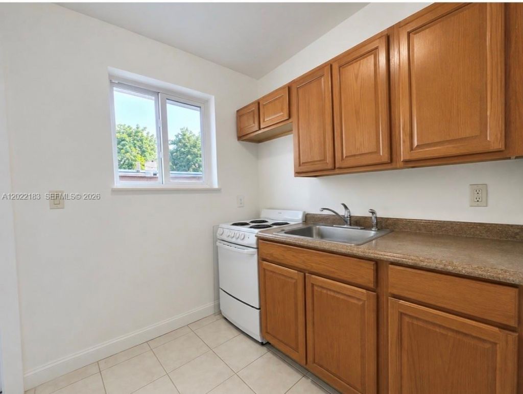 160 NW 45th St, Miami, FL 33127 Photo