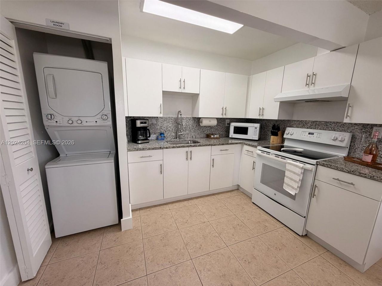 1896 SW 41st Ave , Fort Lauderdale, FL 33317 Photo