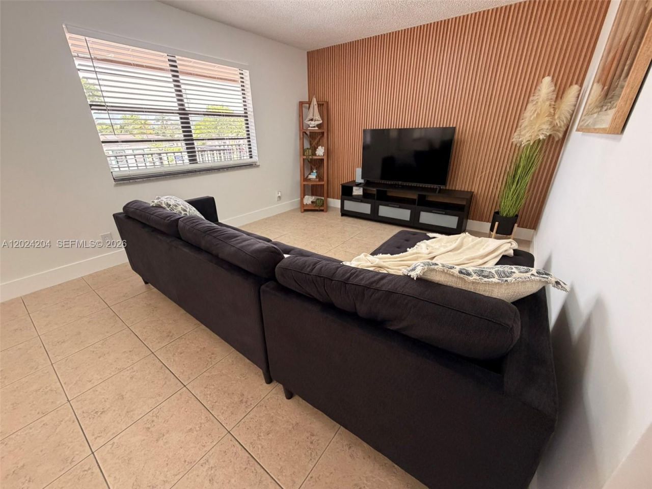 1896 SW 41st Ave , Fort Lauderdale, FL 33317 Photo