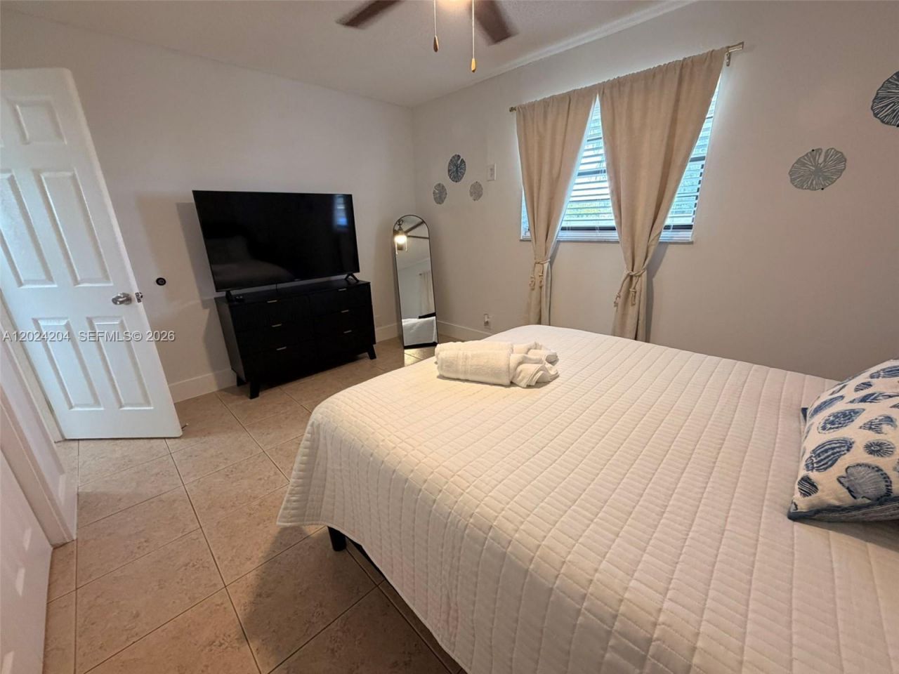 1896 SW 41st Ave , Fort Lauderdale, FL 33317 Photo