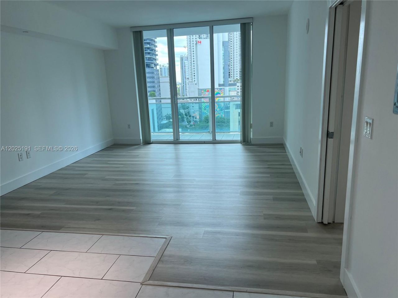 951 Brickell Ave, Unit 1209, Miami, FL 33131 Photo