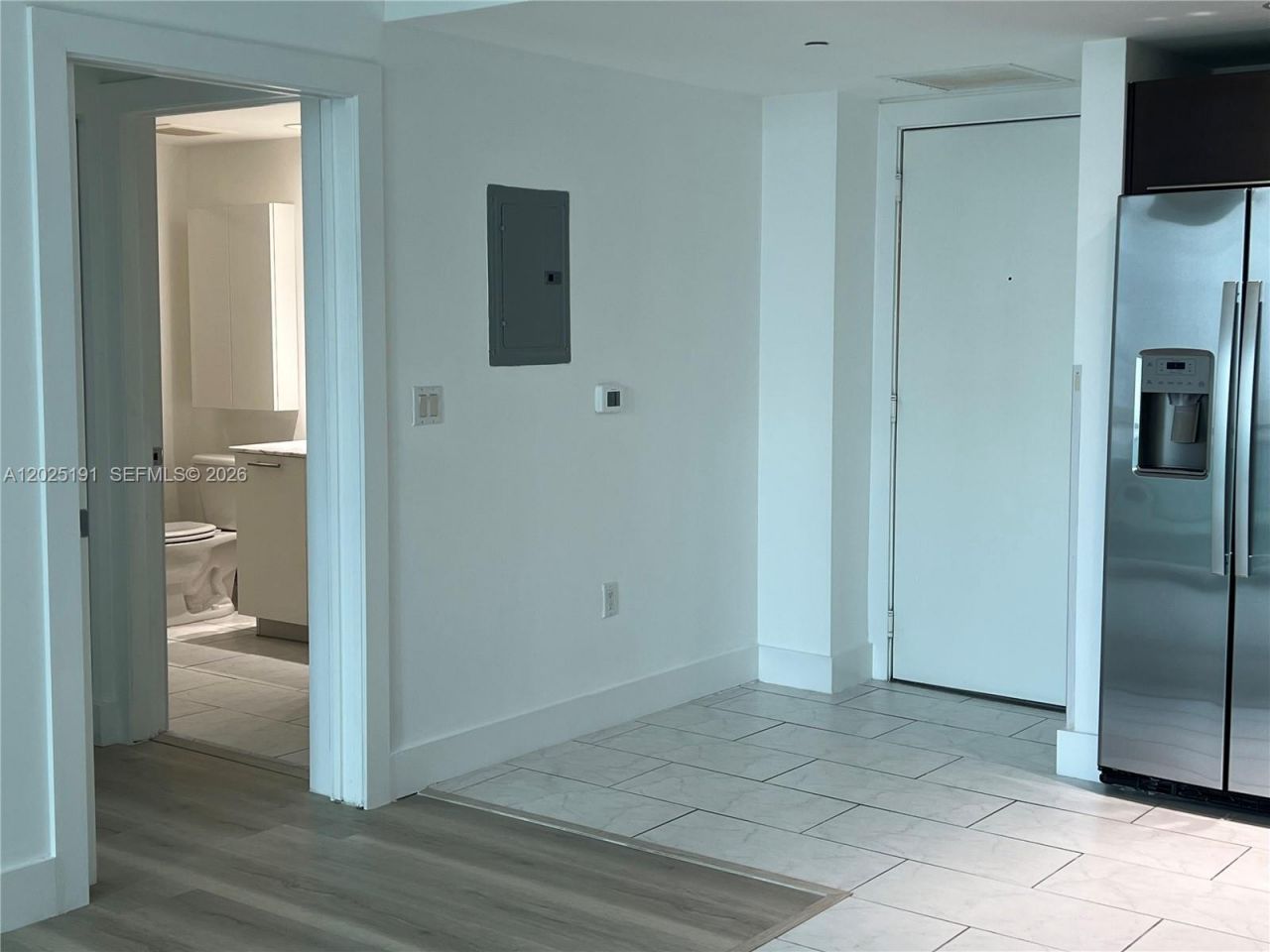 951 Brickell Ave, Unit 1209, Miami, FL 33131 Photo