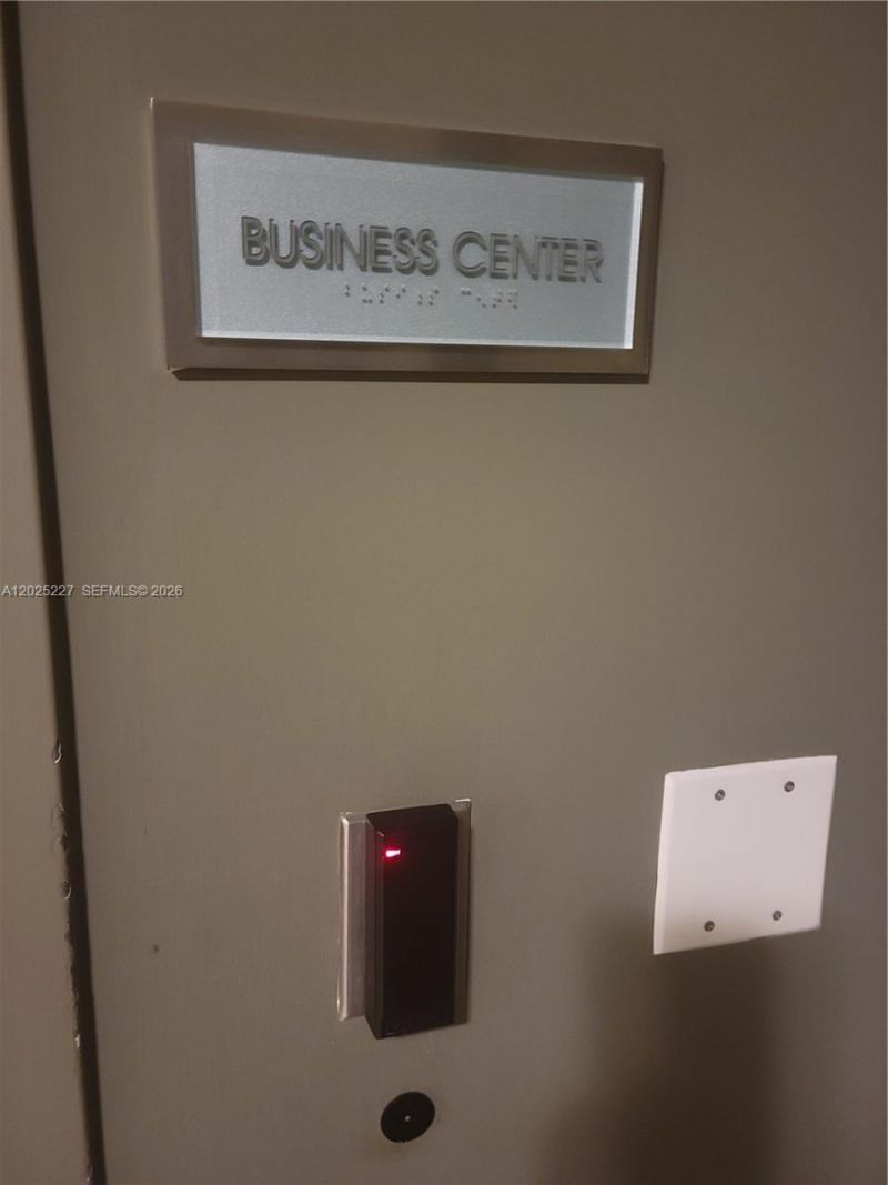 951 Brickell Av , Unit 3401, Miami, FL 33131 Photo
