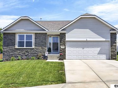 17212 Morgan Avenue , Gretna, NE 68028