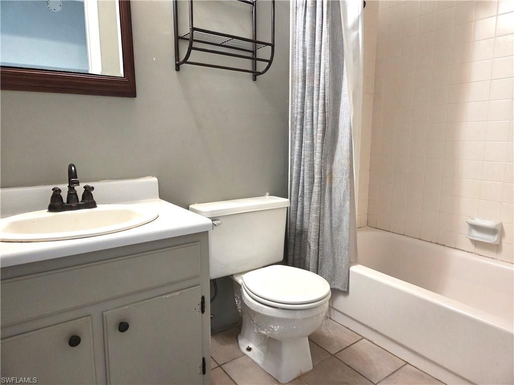 6184 Michelle Way , Unit 207, Fort Myers, FL 33919 Photo