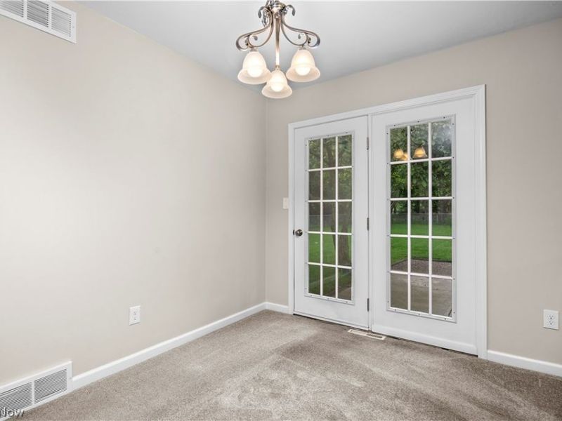 12817 Patricia Drive, North Royalton, OH 44133 Photo 10