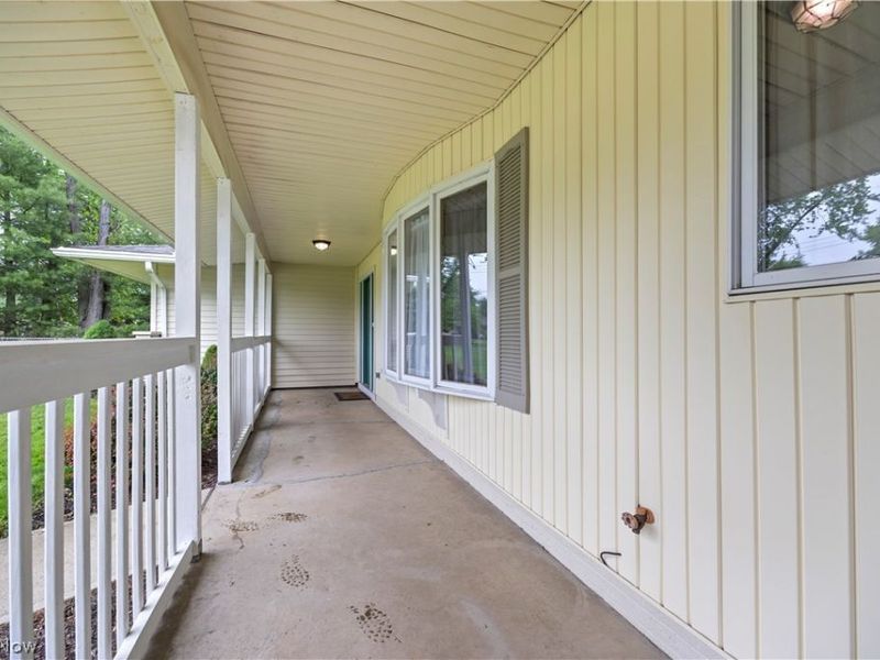 12817 Patricia Drive, North Royalton, OH 44133 Photo 4