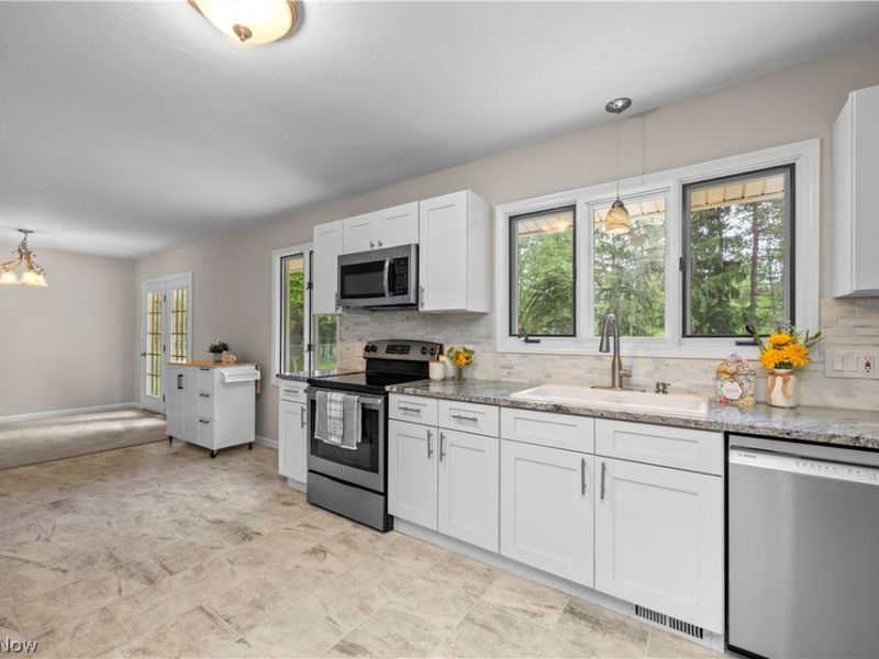 12817 Patricia Drive, North Royalton, OH 44133 Photo 8