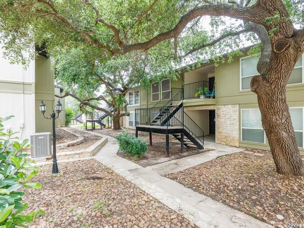 100 Lorenz Rd, Unit 1110, San Antonio, TX 78209