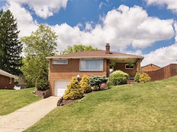5548 California Ave, Bethel Park, PA 15102