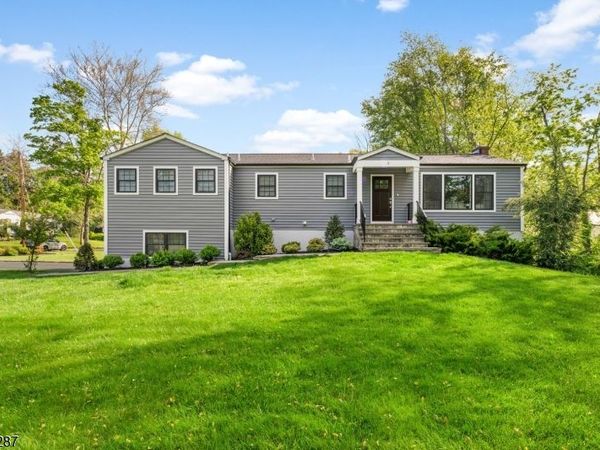3 Hoffman Ct, Morris, NJ 07960