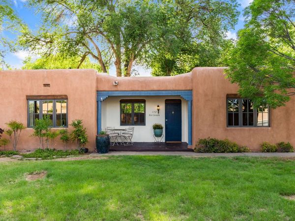 2737 Rio Grande Boulevard NW, Albuquerque, NM 87104