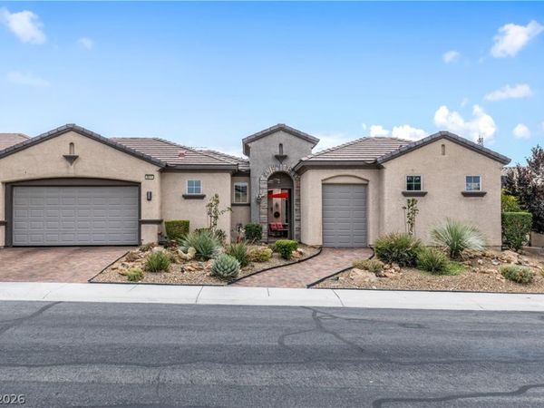 2611 Savannah Springs Avenue , Henderson, NV 89052