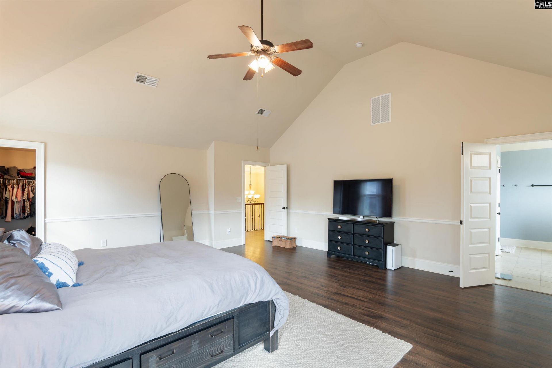646 Village Market Drive  Photo 23