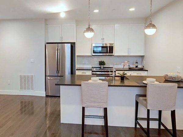 434 Mcgrath, Unit 307, Somerville, MA 02143