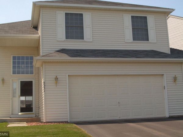 8571 Savanna Oaks Lane, Woodbury, MN 55125