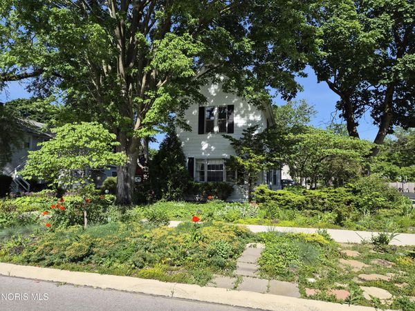 435 S Church Street , Bowling Green, OH 43402
