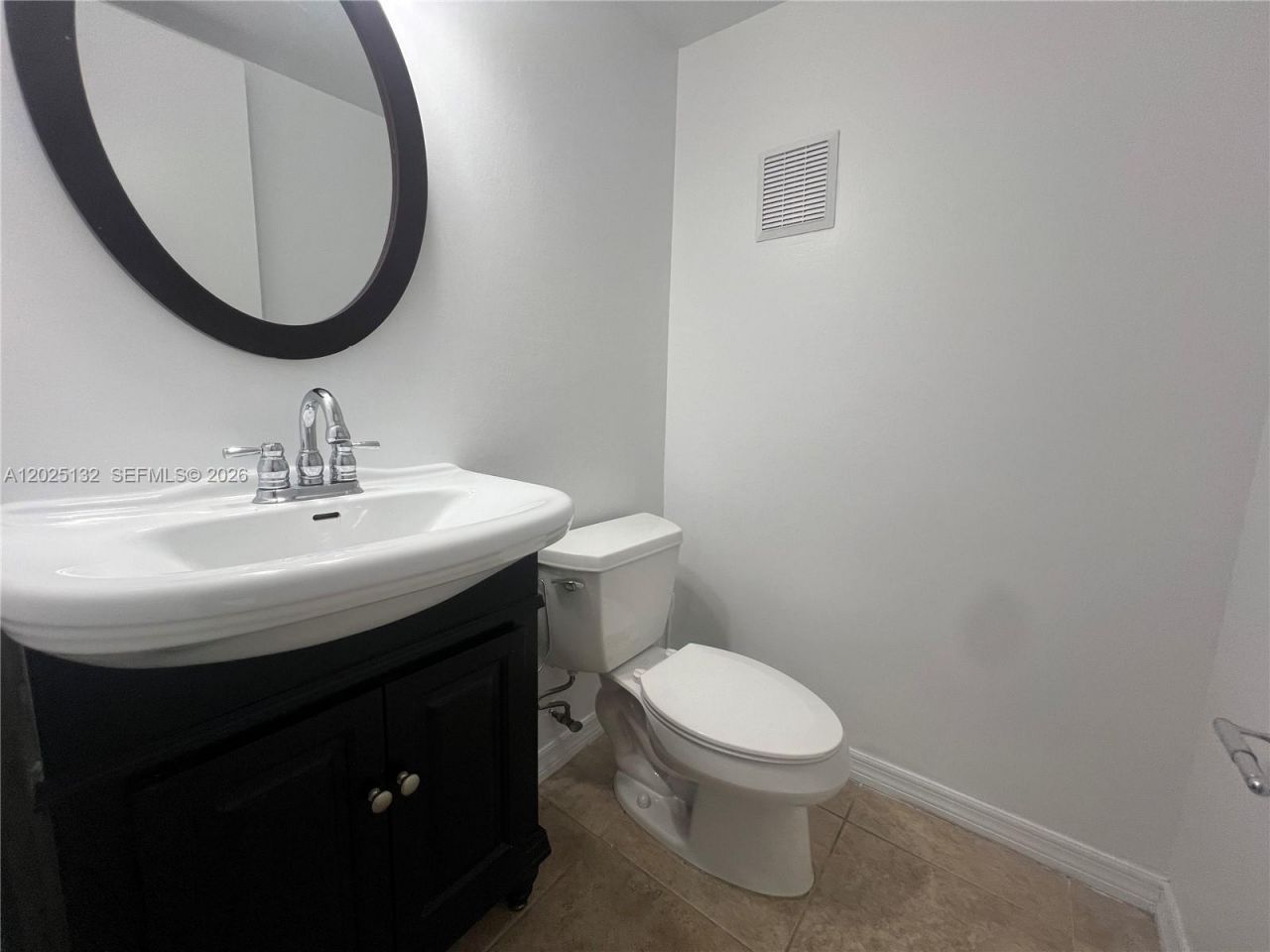 9371 Fontainebleau Blvd, Unit I205, Miami, FL 33172 Photo