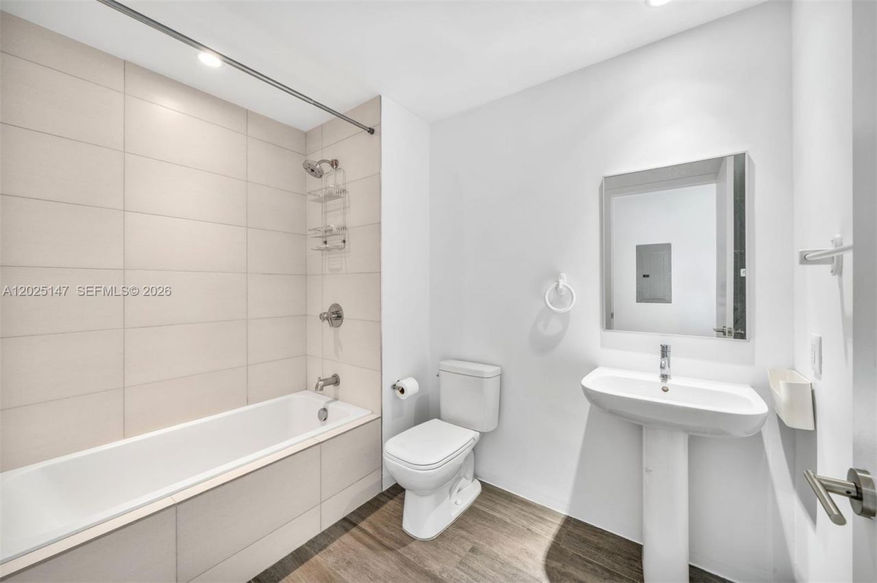 2900 NE 7th Ave , Unit 504, Miami, FL 33137 Photo