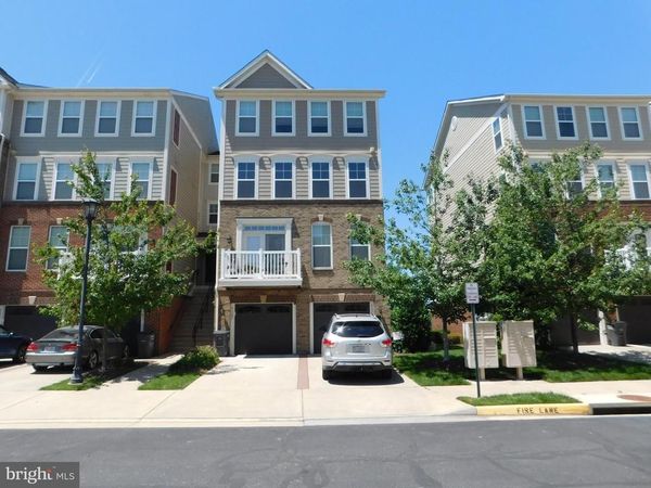 43389 TOWN GATE SQUARE, CHANTILLY, VA 20152