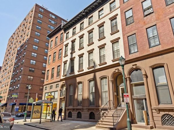 2049 WALNUT STREET , Unit 1R, PHILADELPHIA, PA 19103