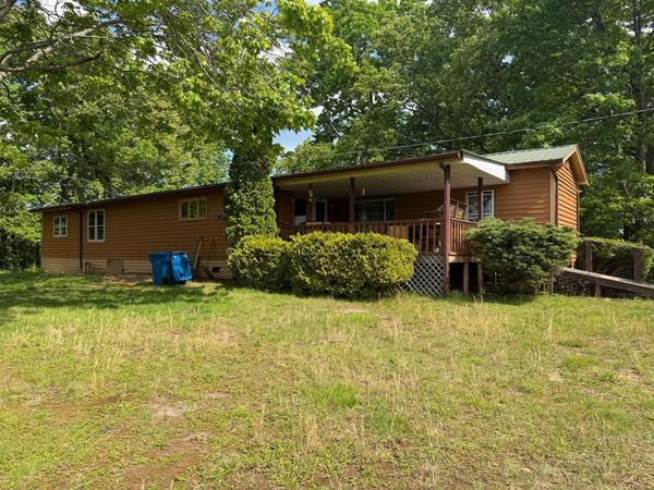 567 Hundley Rd, Crawley, WV 24931
