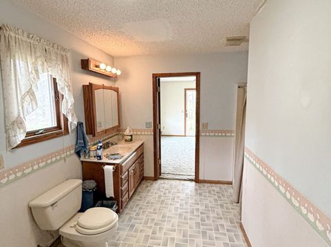 Main Photo