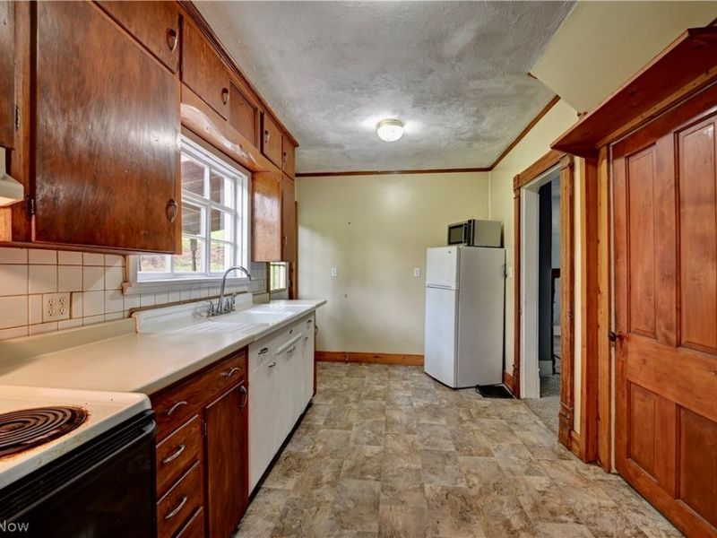 5396 Stone Creek Road SW, Stone Creek, OH 43840 Photo 7