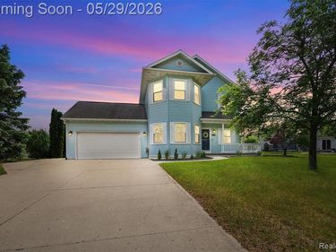 2360 Hickory Circle Drive, Oceola Twp, MI 48855