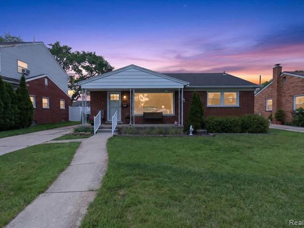 6601 Elizabeth Street, Garden City, MI 48135