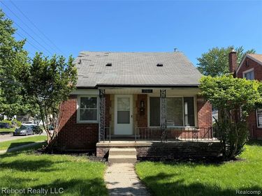 17811 Lincoln Drive, Roseville, MI 48066