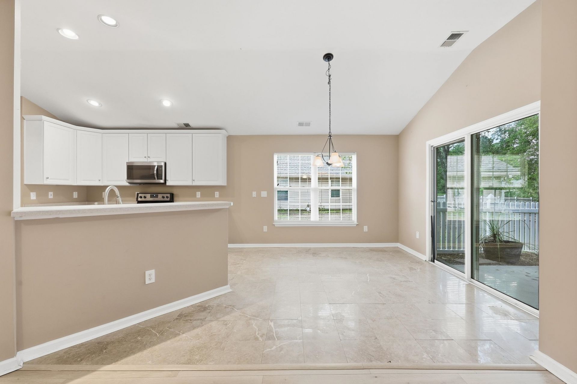 804 Encampment Ct. Photo 18