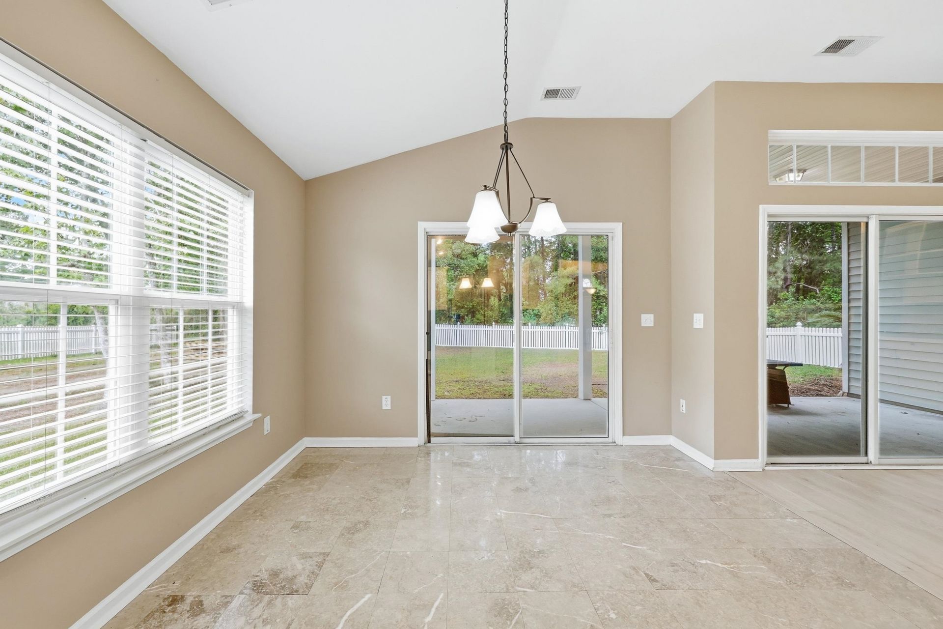 804 Encampment Ct. Photo 28