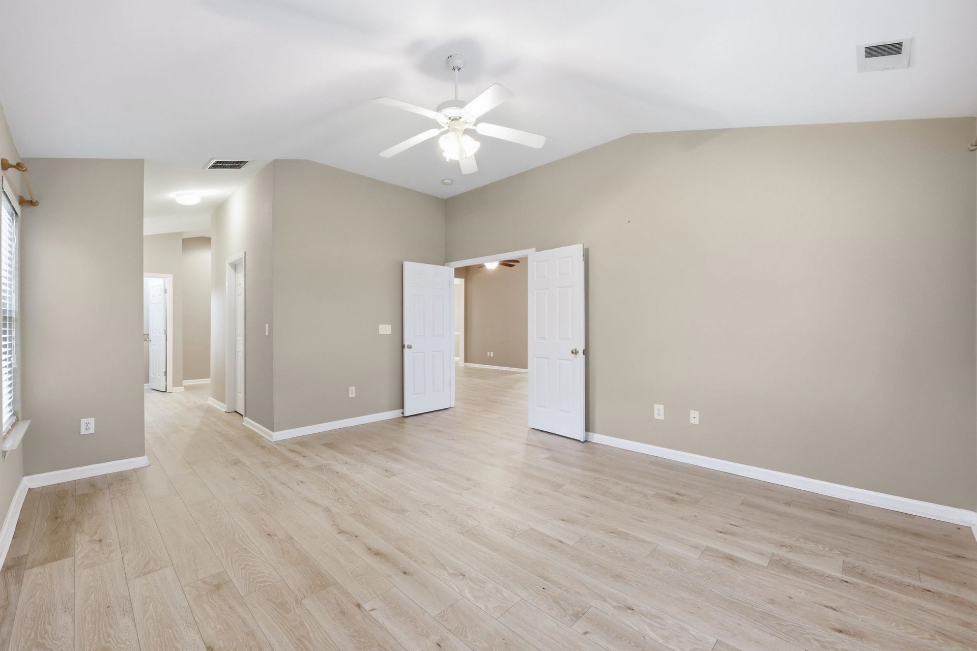 804 Encampment Ct. Photo 39