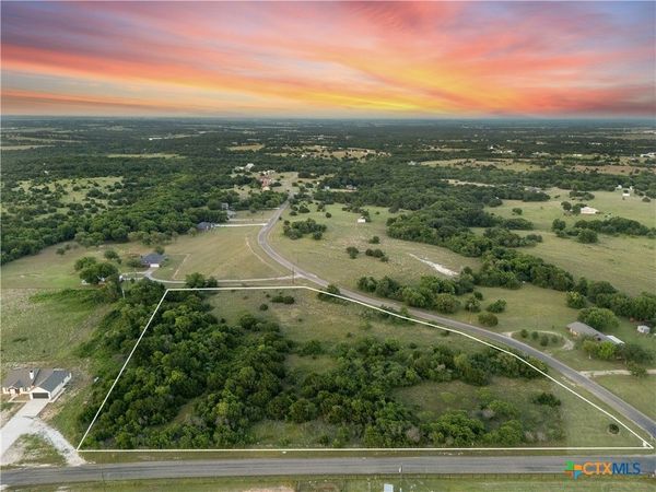 150 Theresa Lane , Eddy, TX 76524