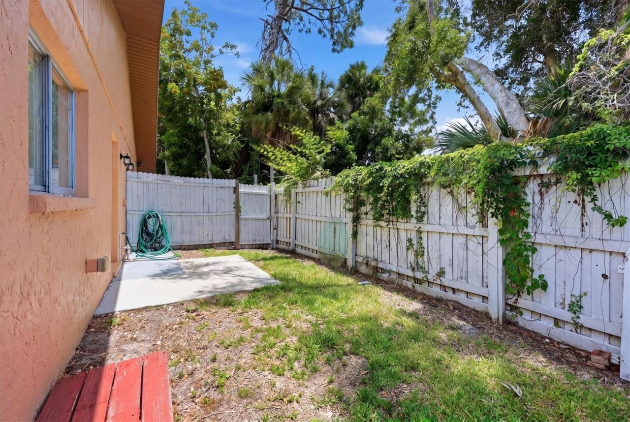 1844 Marbeth Street, Sarasota, FL 34231 Photo