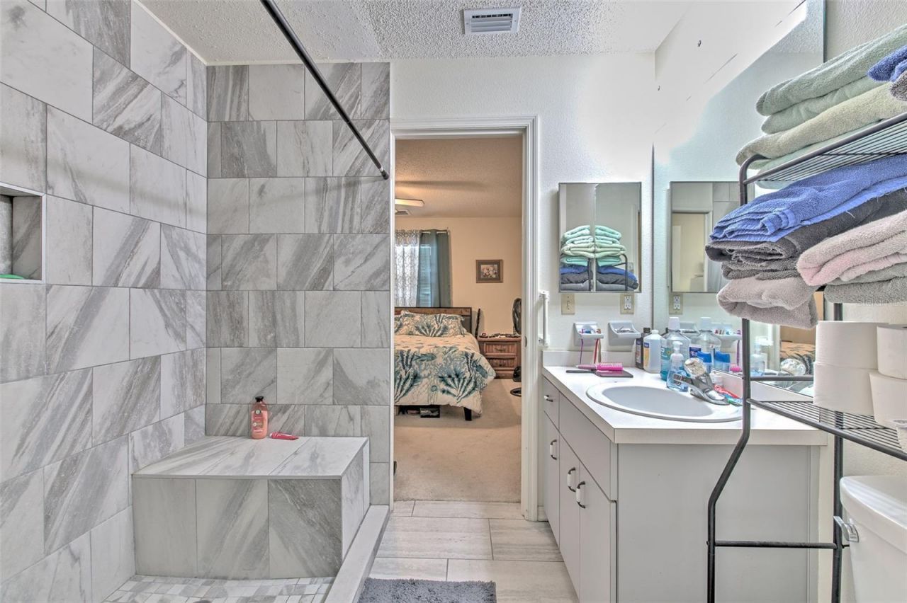 38620 Alpha Avenue, Zephyrhills, FL 33540 Photo
