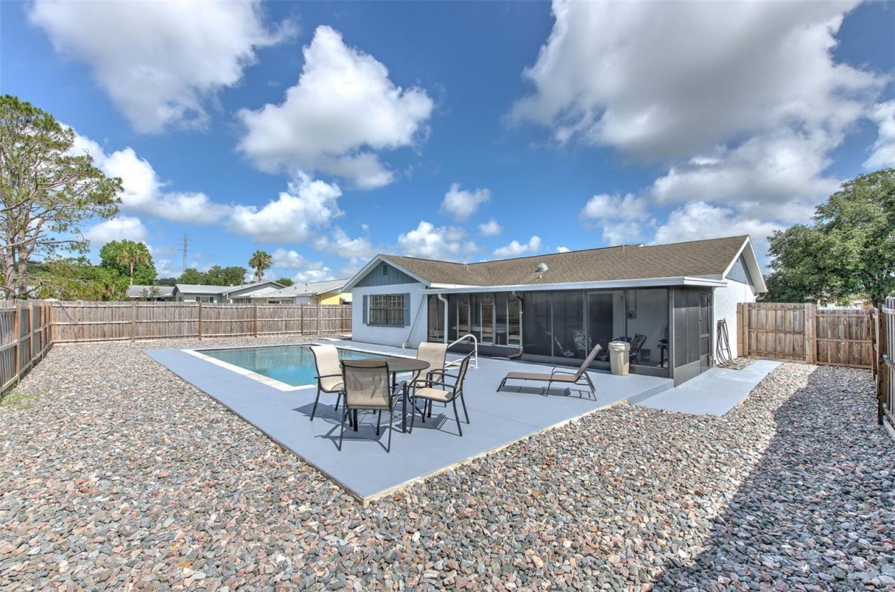 38620 Alpha Avenue, Zephyrhills, FL 33540 Photo