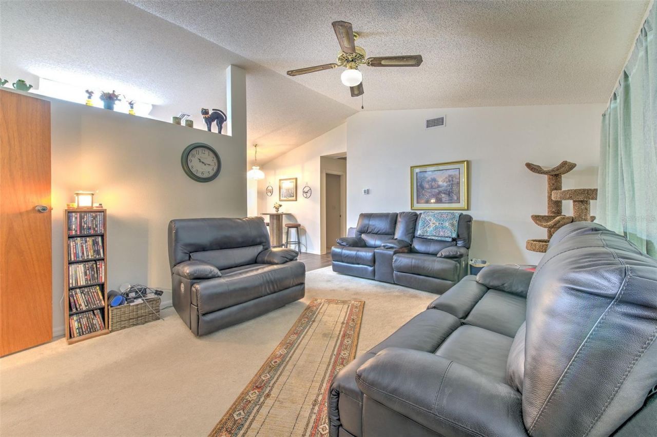 38620 Alpha Avenue, Zephyrhills, FL 33540 Photo
