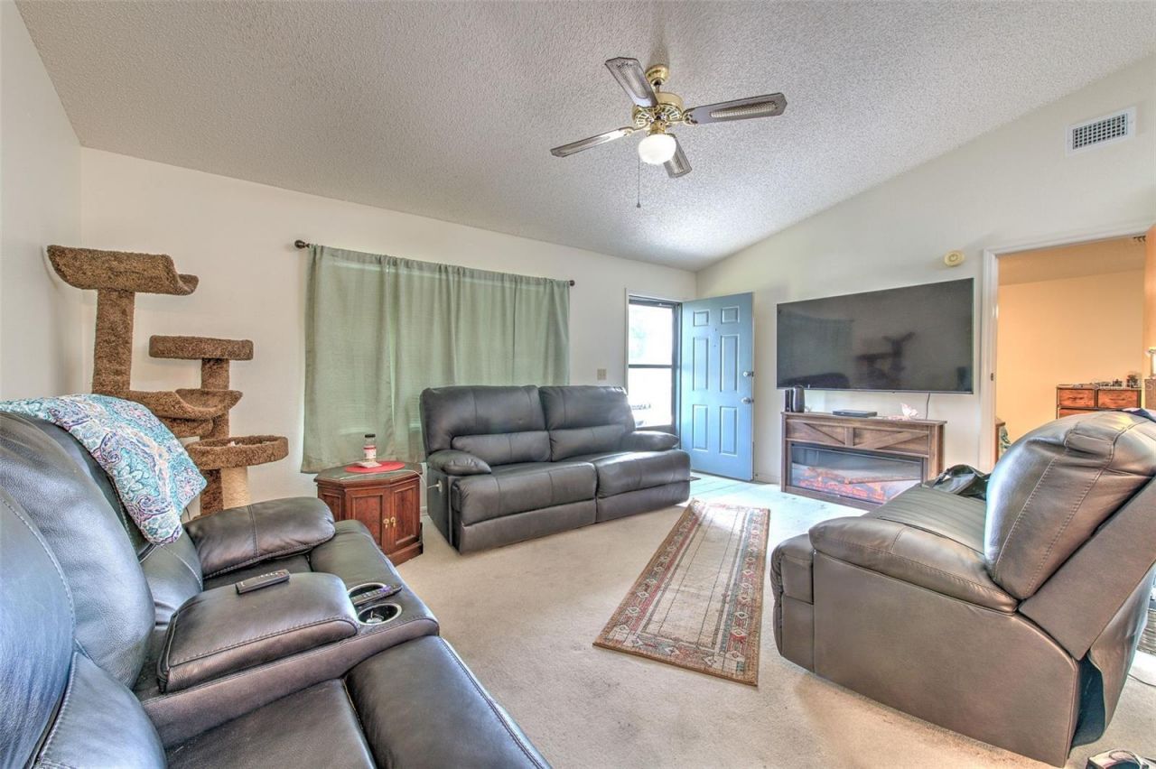 38620 Alpha Avenue, Zephyrhills, FL 33540 Photo