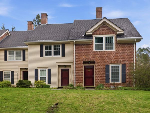 85 Town House Way, Unit 18, Woodstock, VT 05091