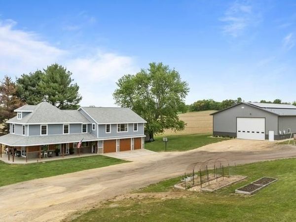 8294 N Leaf River Road, LEAF RIVER, IL 61047