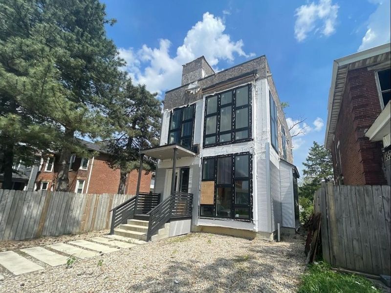 528 S Ohio Avenue, Columbus, OH 43205 Photo 3