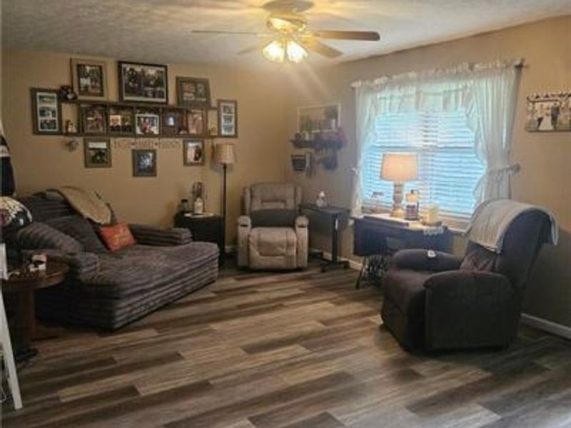8233 Meadowlark Drive, Carlisle, OH 45005 Photo 5