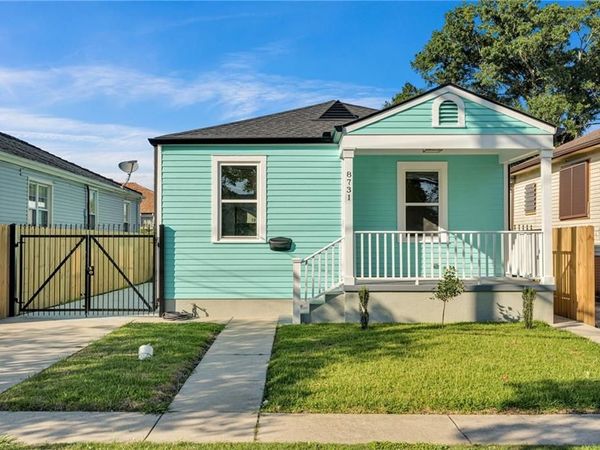 8731 COLAPISSA Street , New Orleans, LA 70118