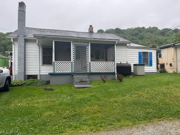 23 Benson Lane, Wellsburg, WV 26070