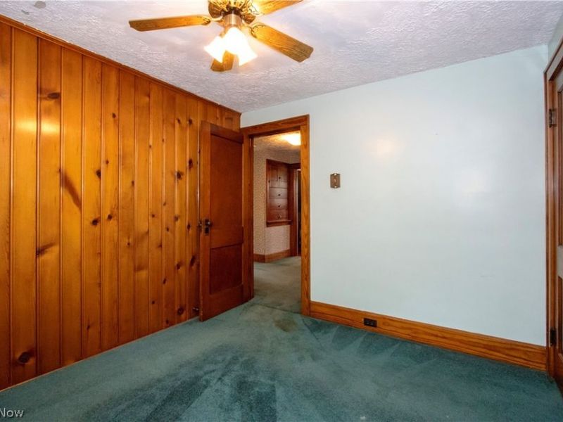 221 Main Street E, Beach City, OH 44608 Photo 9