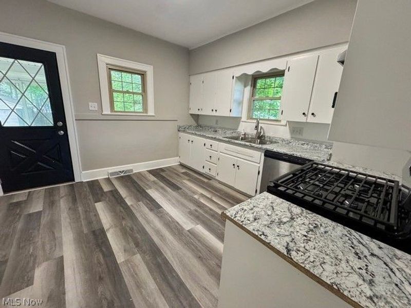 1967 Manhattan Avenue, Youngstown, OH 44509 Photo 9